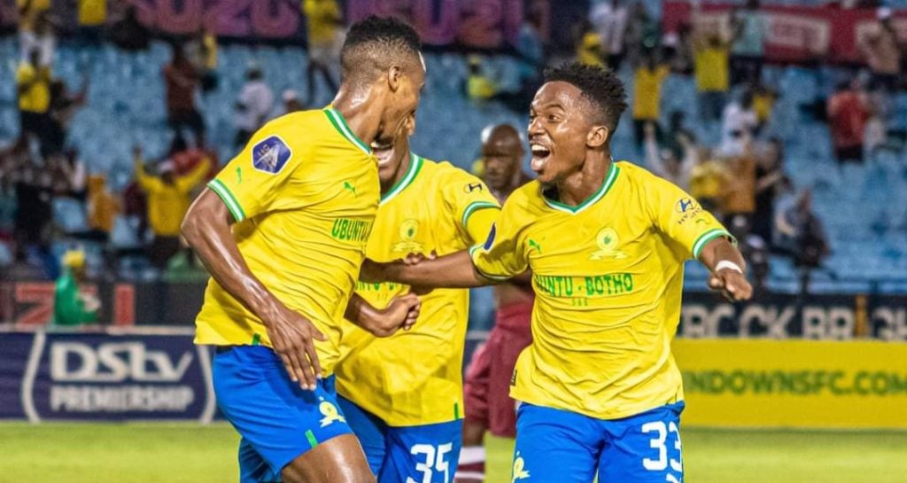 Mamelodi Sundowns head coach Rulani Mokwena has revealed how in-form Cassius Mailula can improve and become a better player in future.