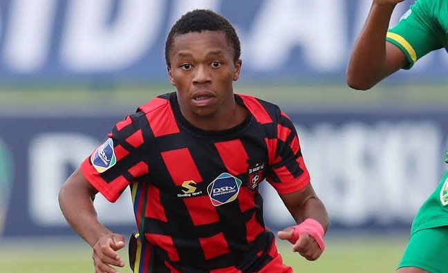 19-year-old Aphelele Teto in action for TS Galaxy in the Diski Challenge