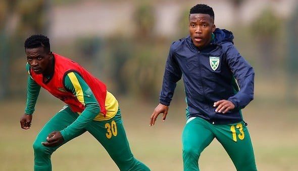 Sibonelo Cele and Pule Mmodi at training