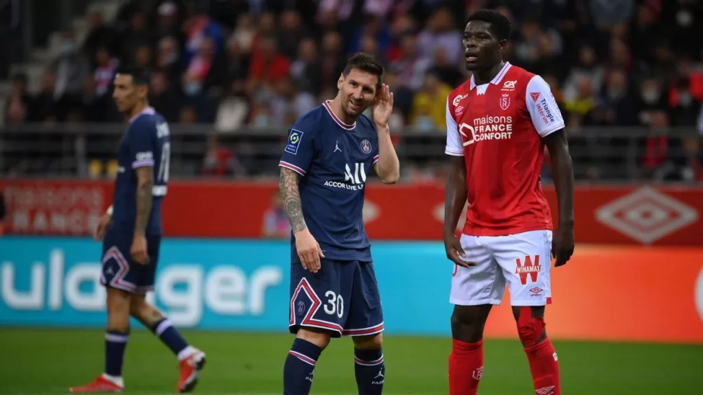 Lionel Messi and former Orlando Pirates star Marshall Munetsi