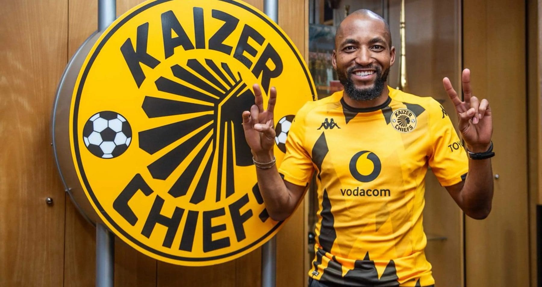 Sibongiseni Mthethwa after signing for Kaizer Chiefs