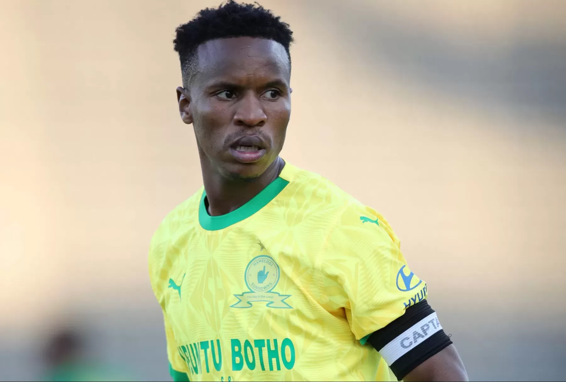 Themba Zwane in action for Mamelodi Sundowns