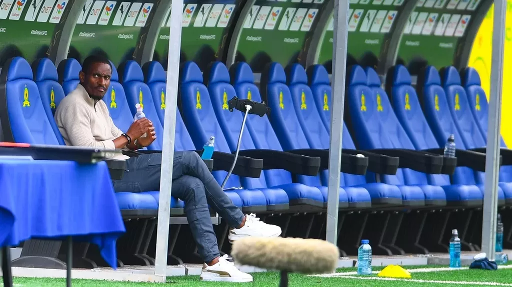 Rulani Mokwnea of Mamelodi Sundowns on the bench