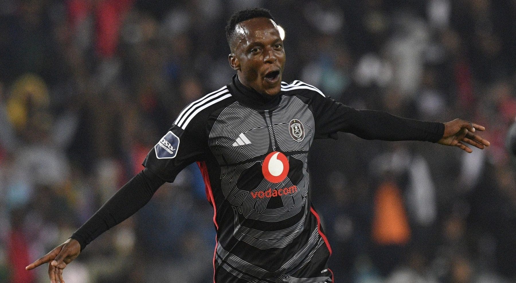 Patrick Maswanganyi in action for Orlando Pirates in the DStv Premiership