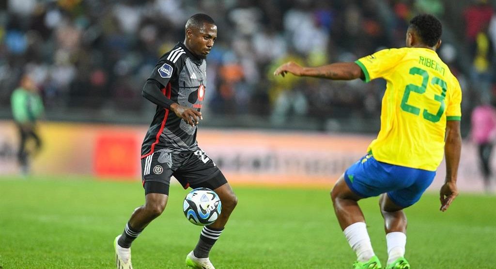 Bandile Shandu in action for Orlando Pirates
