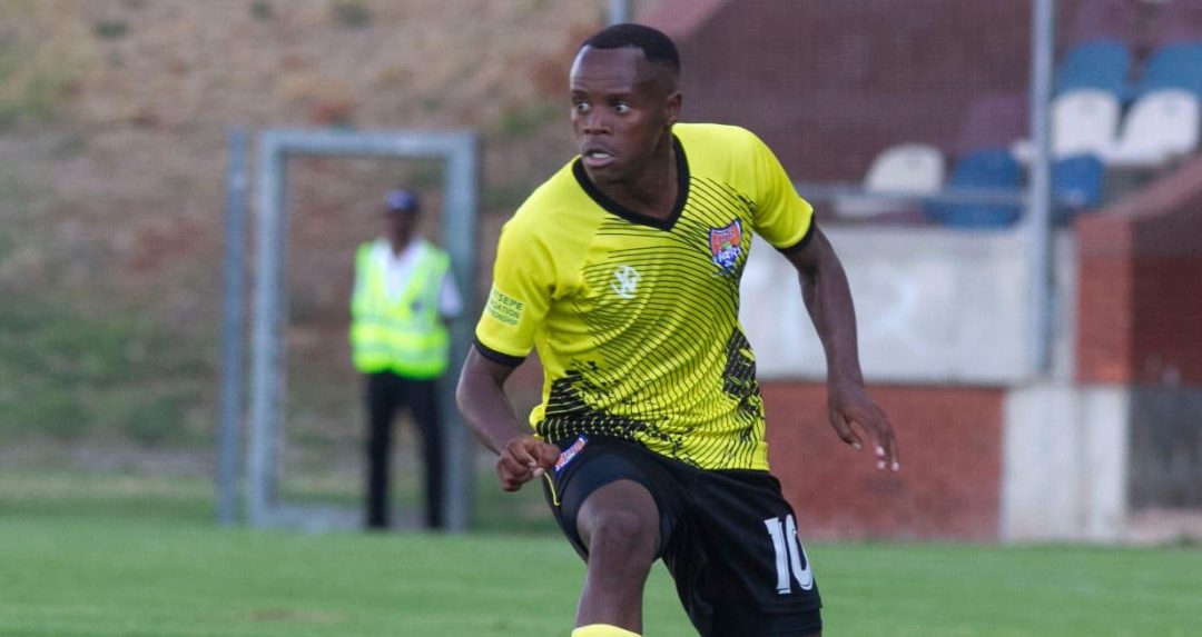 Banele Hlophe in JDR Stars colours