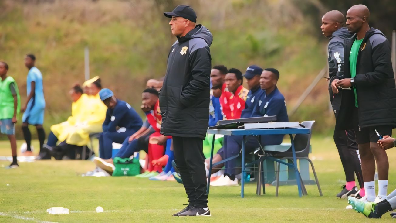 Coach Owen Da Gama