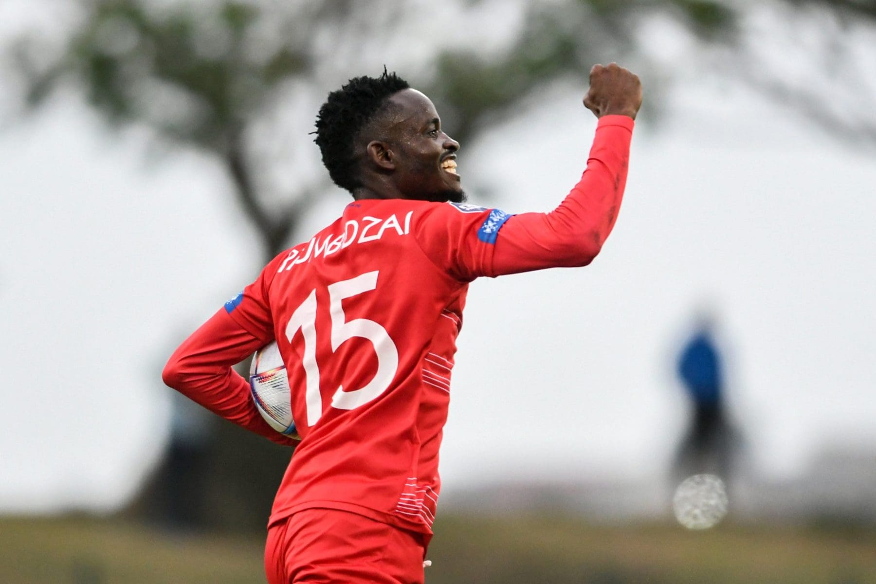 Former SuperSport United defender Ronald Pfumbidzai has revealed why he snubbed advances by two PSL clubs before settling for Zimbabwe's first division.