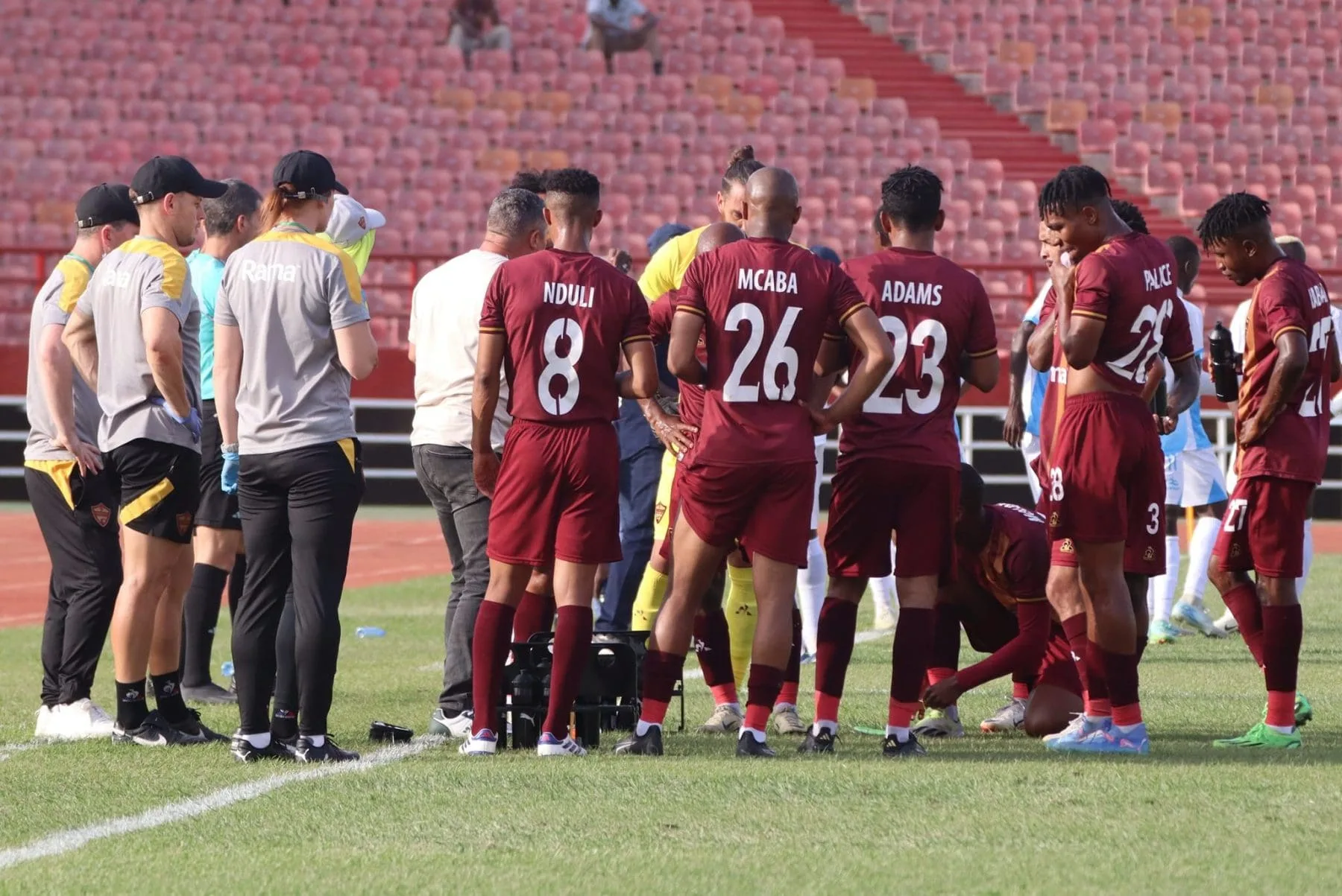 Stellenbosch FC players during water break against Stade Malien