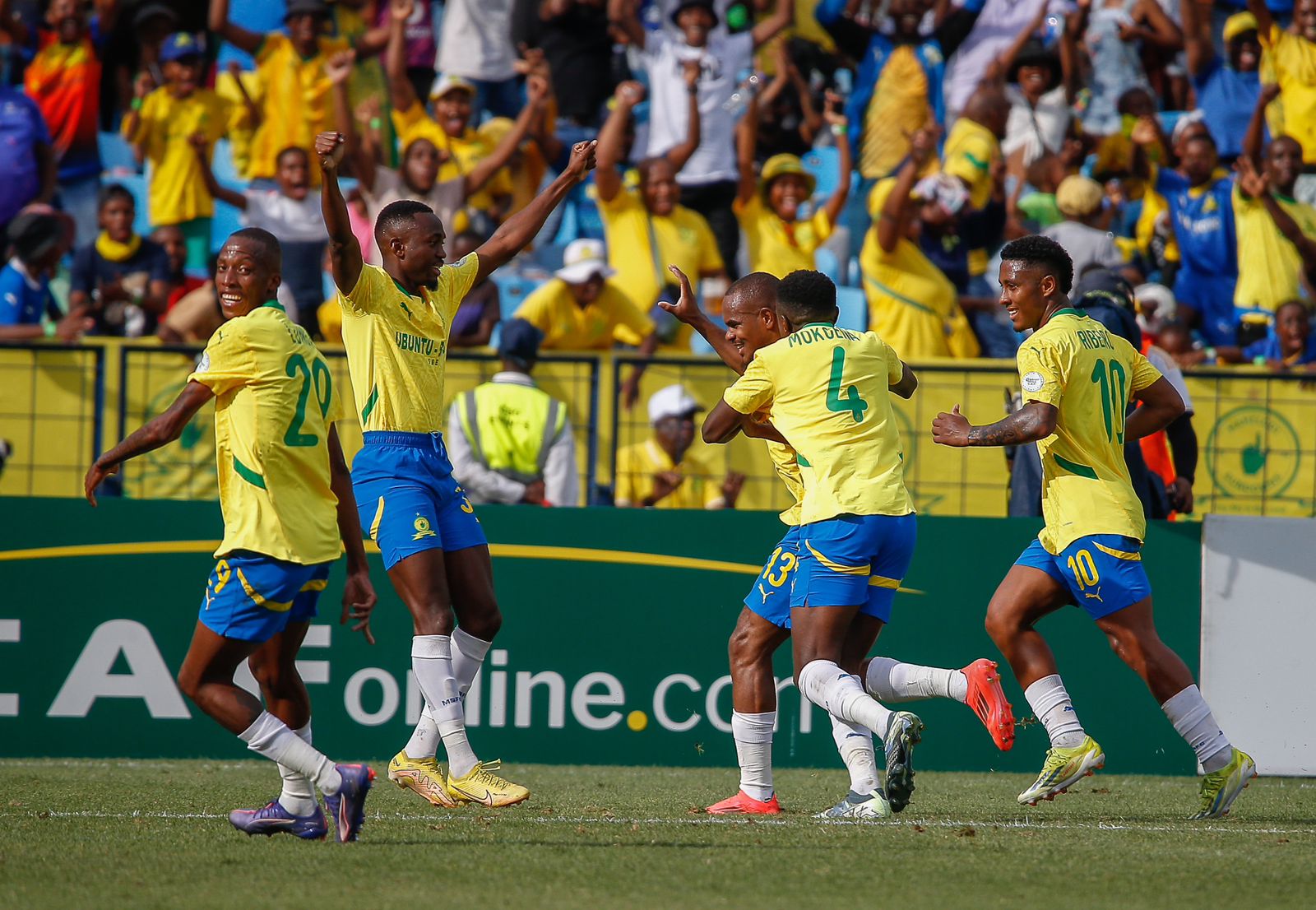 Mamelodi Sundowns players celebrating a goal