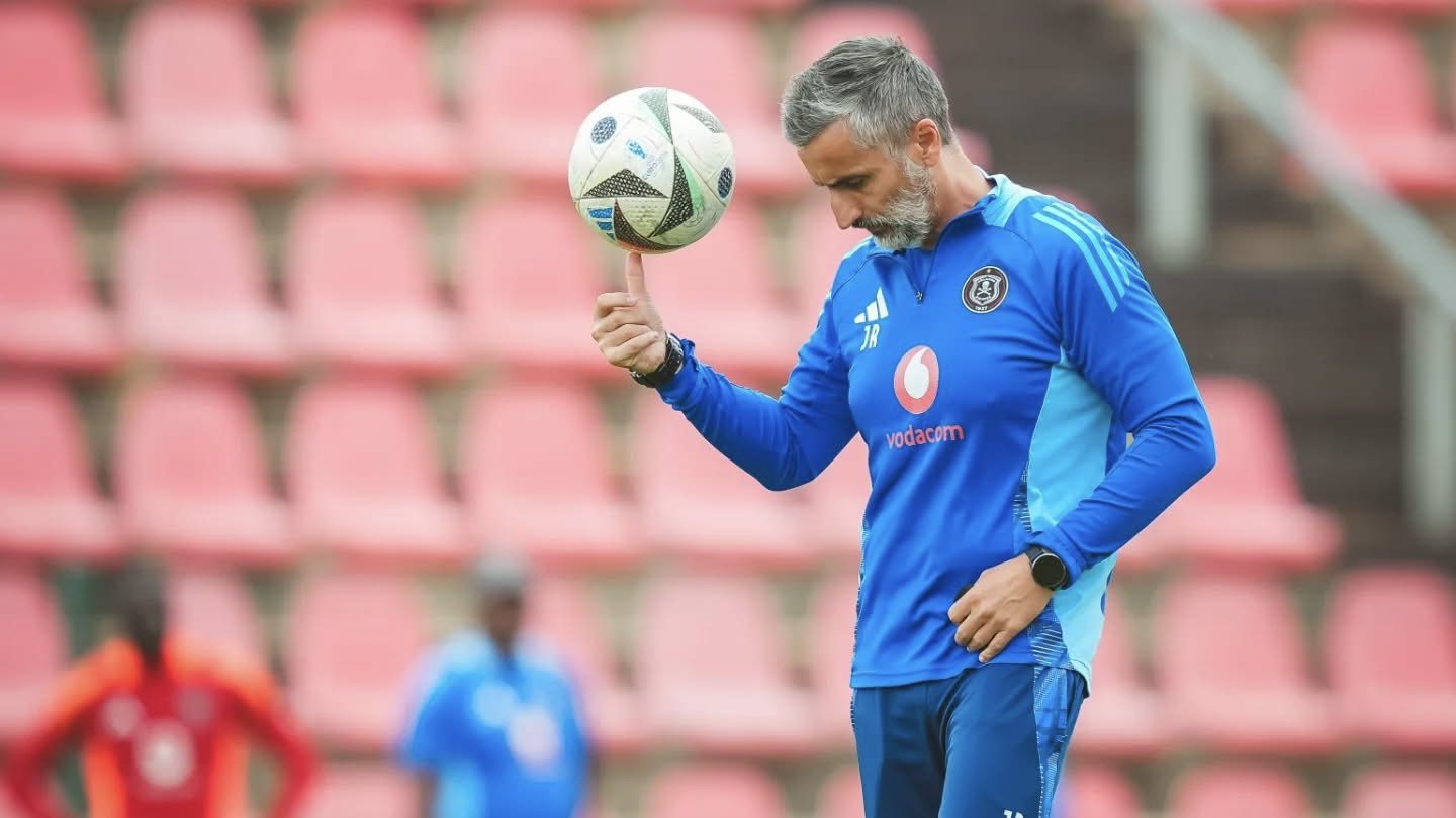 Orlando Pirates coach Jose Riveiro conducting a training session at Rand Stadium