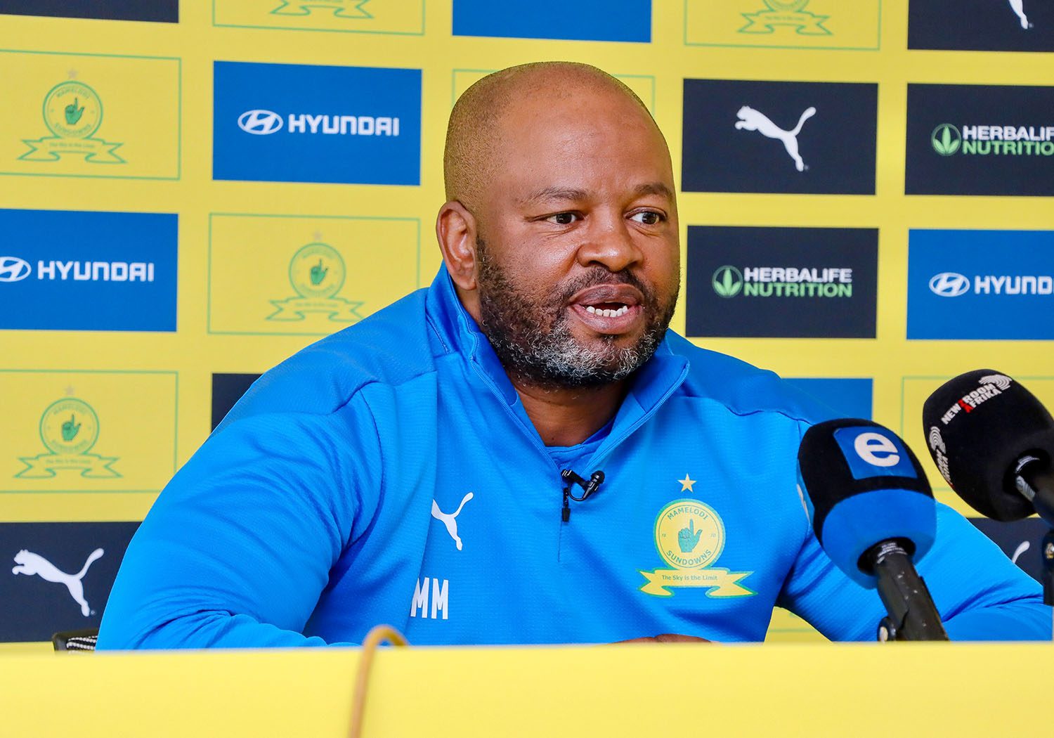 Manqoba Mngqithi during his time at Mamelodi Sundowns addressing the media