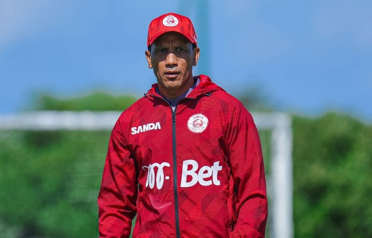 Simba SC coach Fadlu Davids