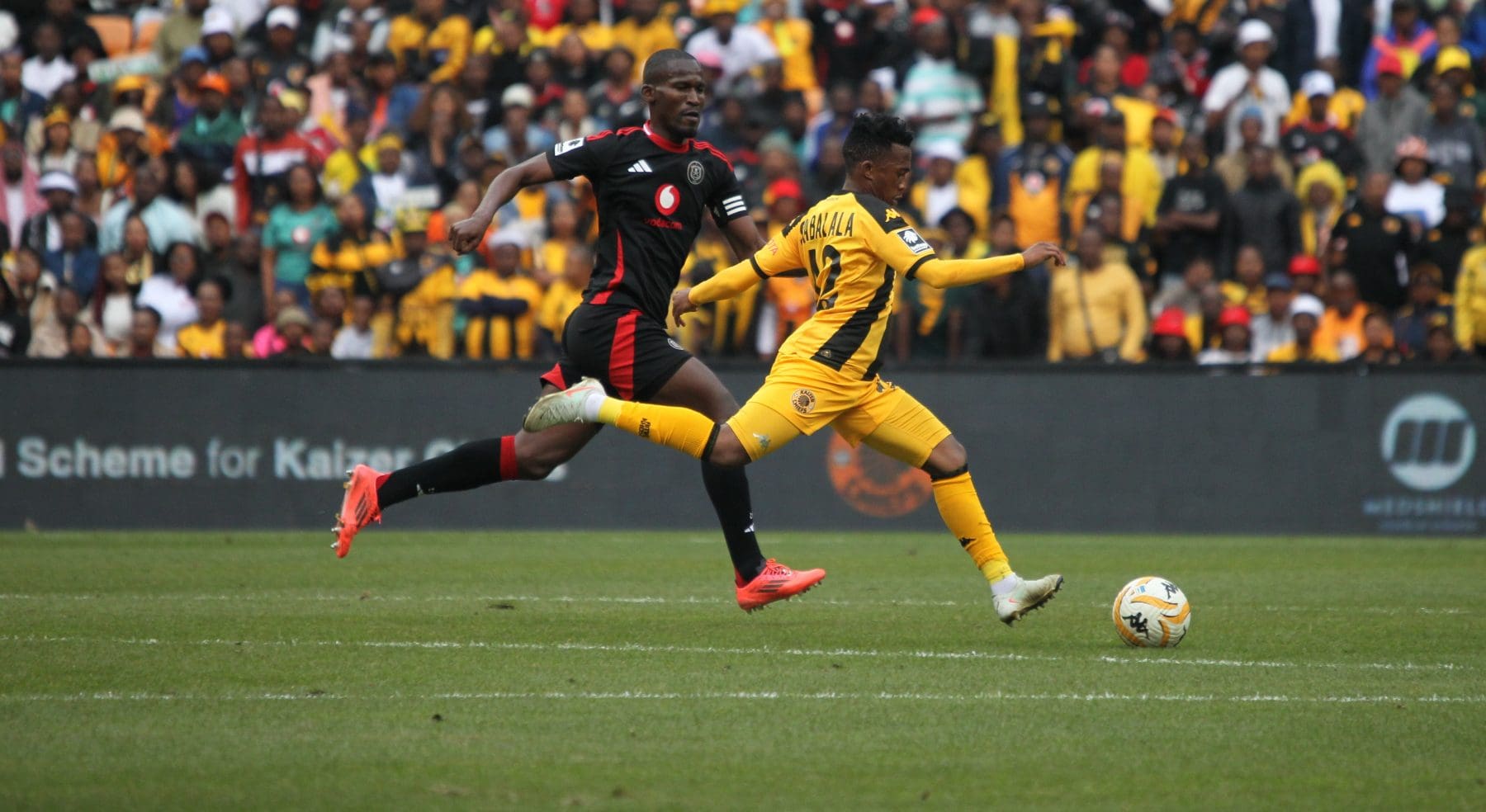 Mduduzi Shabalala in action for Kaizer Chiefs in the Soweto derby