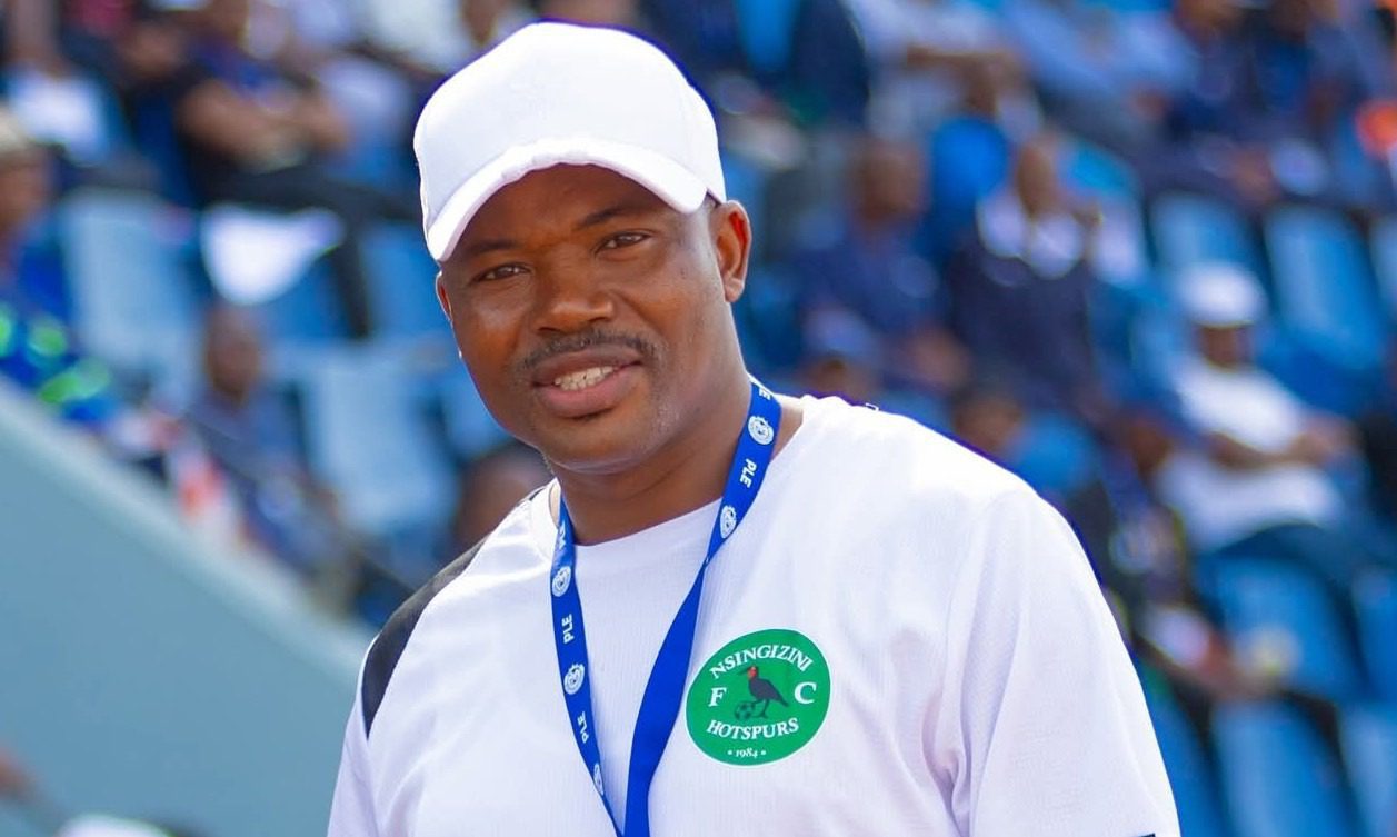 Coach Mandla Qhogi in Nsingizini Hotspurs FC colours