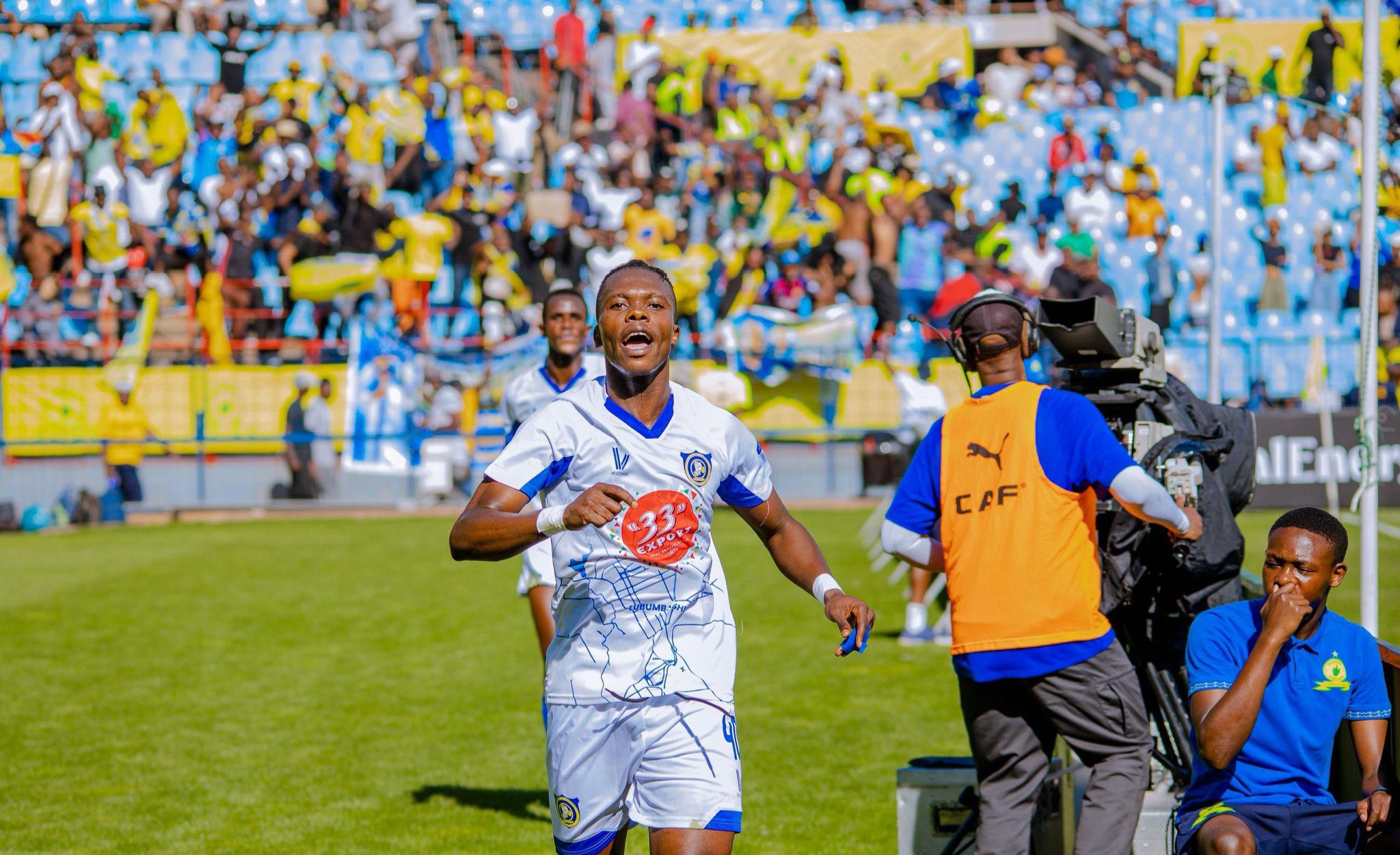 Ramos Kashala celebrate a goal for Saint-Éloi Lupopo against Mamelodi Sundowns