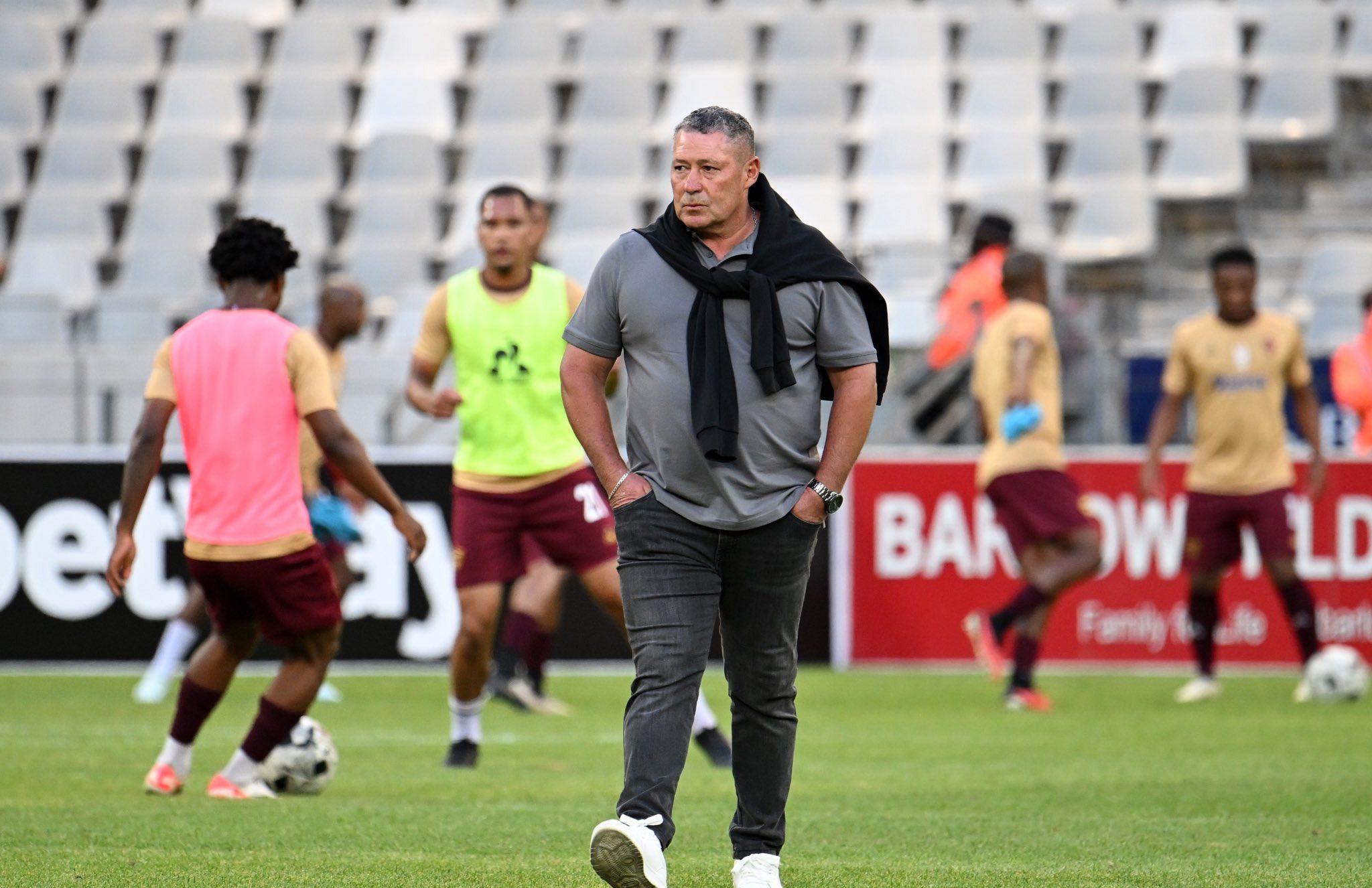 Coach Steve Barker during Stellenbosch FC's warm-up session