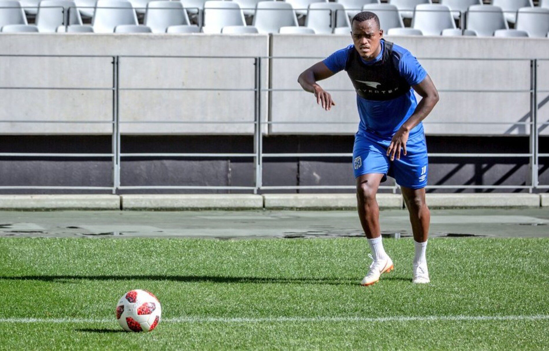 Ayanda Patosi in Cape Town City FC colours