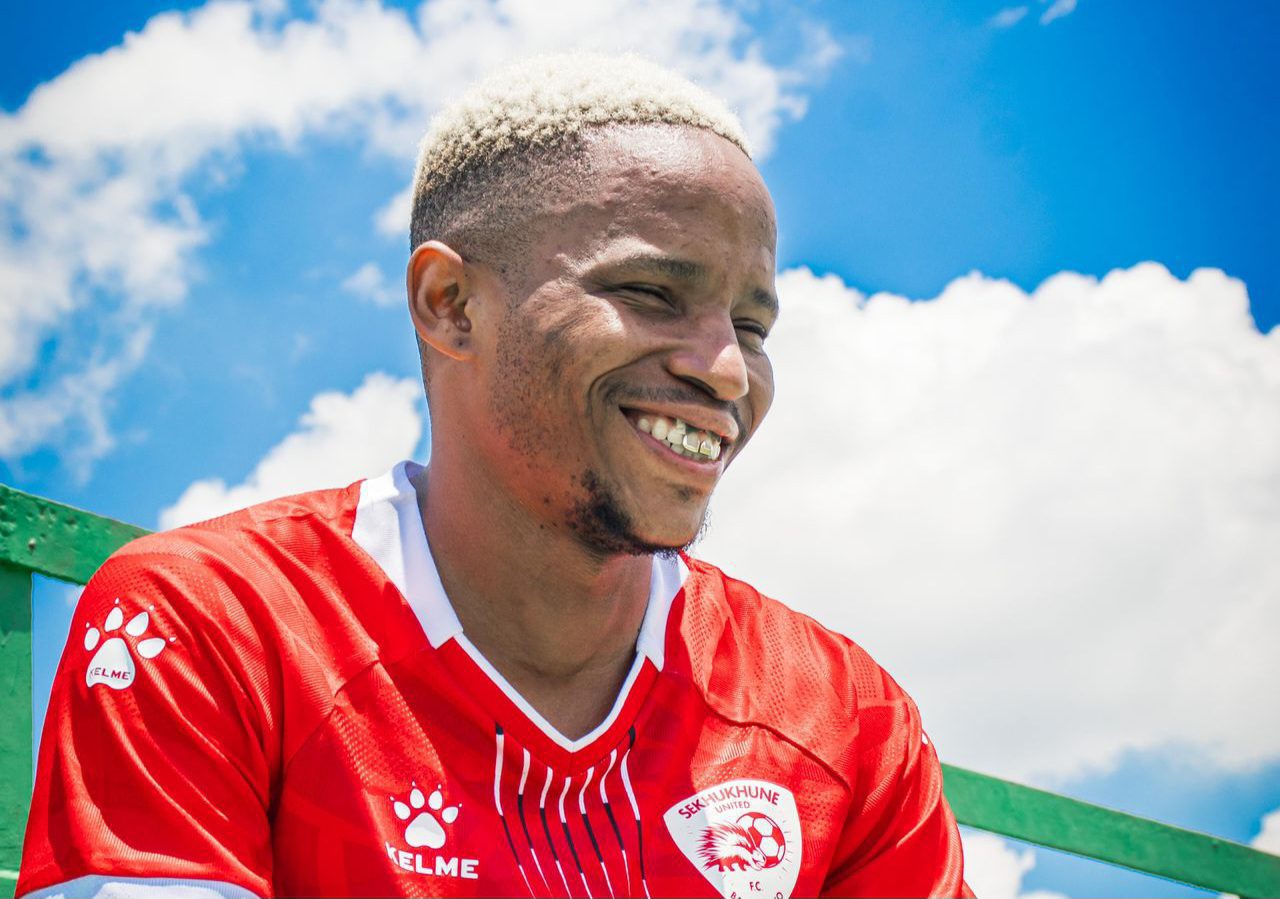 Lehlohonolo Mojela officially unveiled by Sekhukhune United