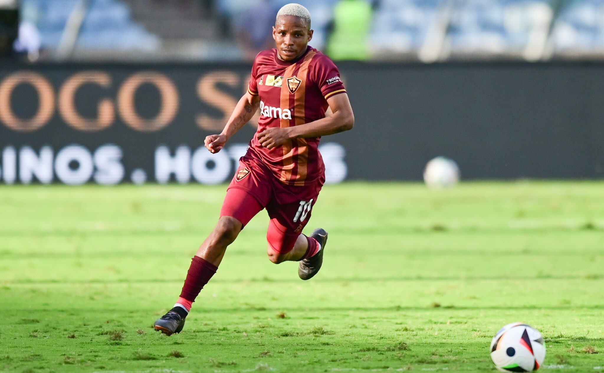 Lehlohonolo Mojela in action for Stellenbosch FC