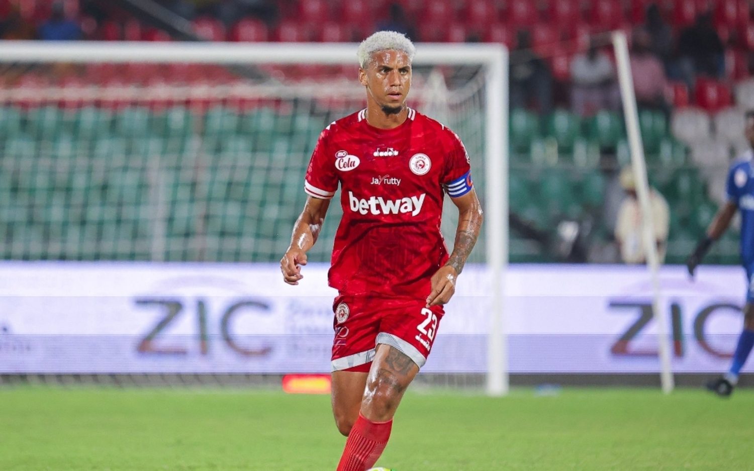 SA star Rushine De Reuck in action for Simba SC in Tanzania