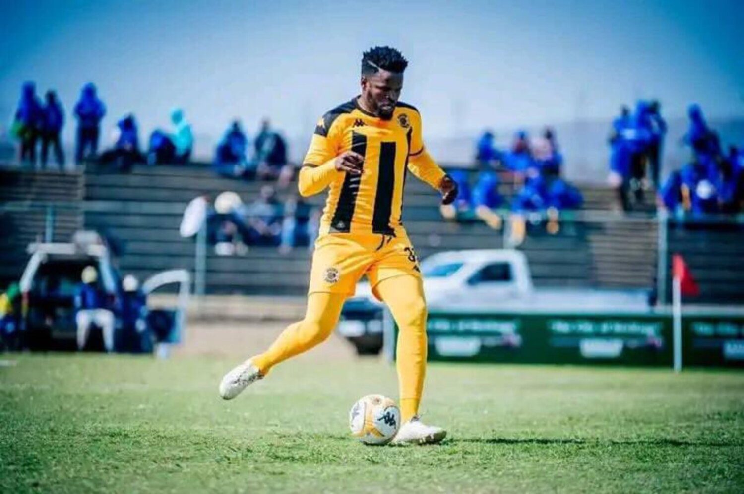 Retired footballer Willard Katsande in Kaizer Chiefs colors