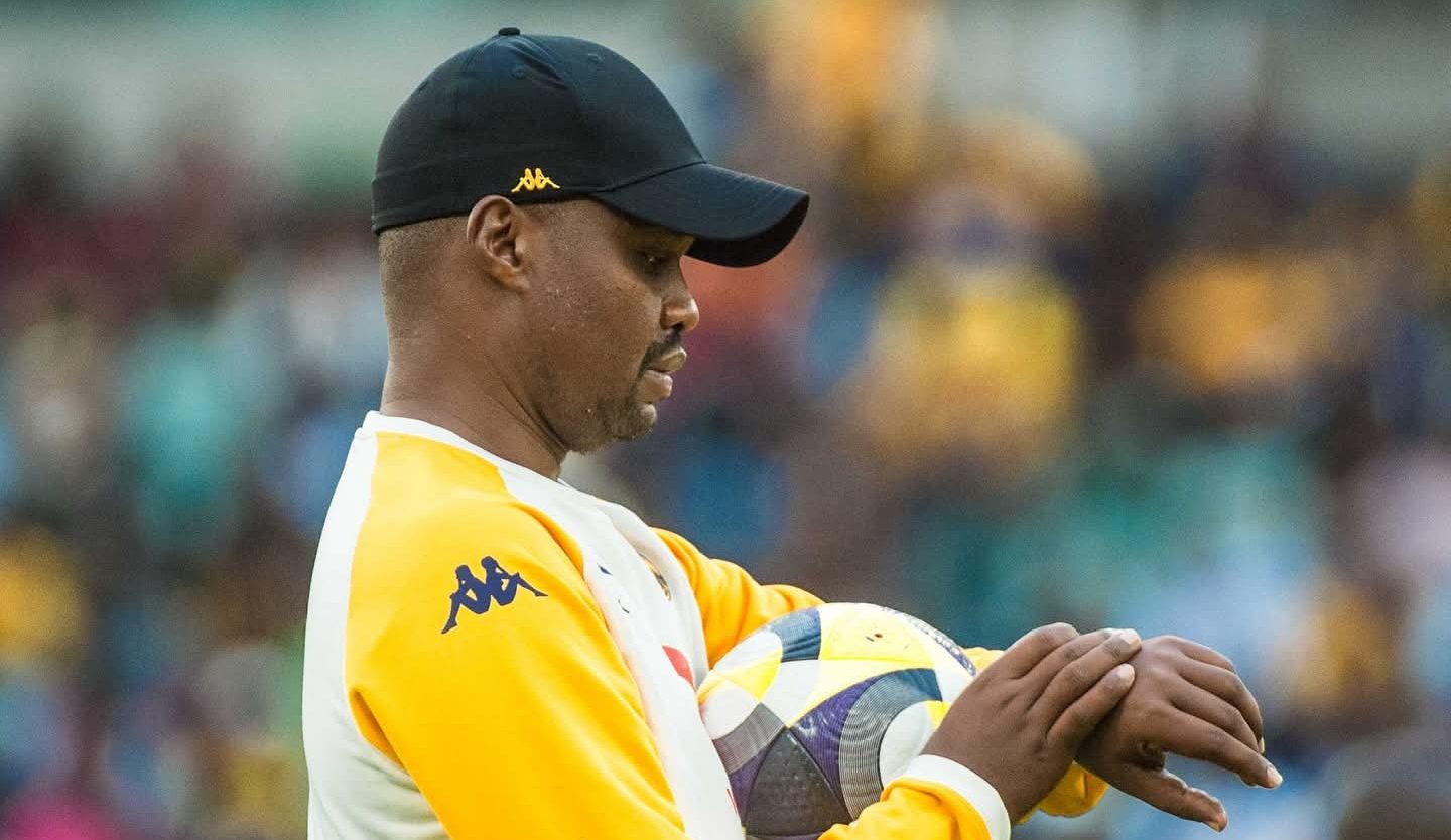 Cedric Kaze at Kaizer Chiefs training