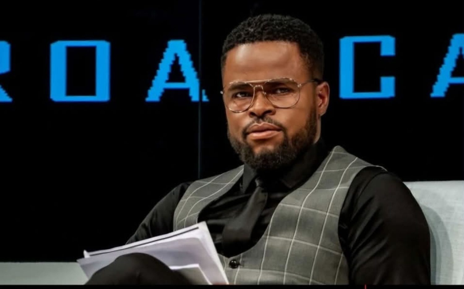 Former Kaizer Chiefs star Willard Katsande doing punditry duties at SABC