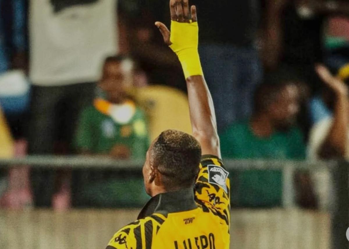 Glody Lilepo celebrates scoring for Kaizer Chiefs in the Betway Premiership against Marumo Gallants. Image: lilepo_makabi/Instagram