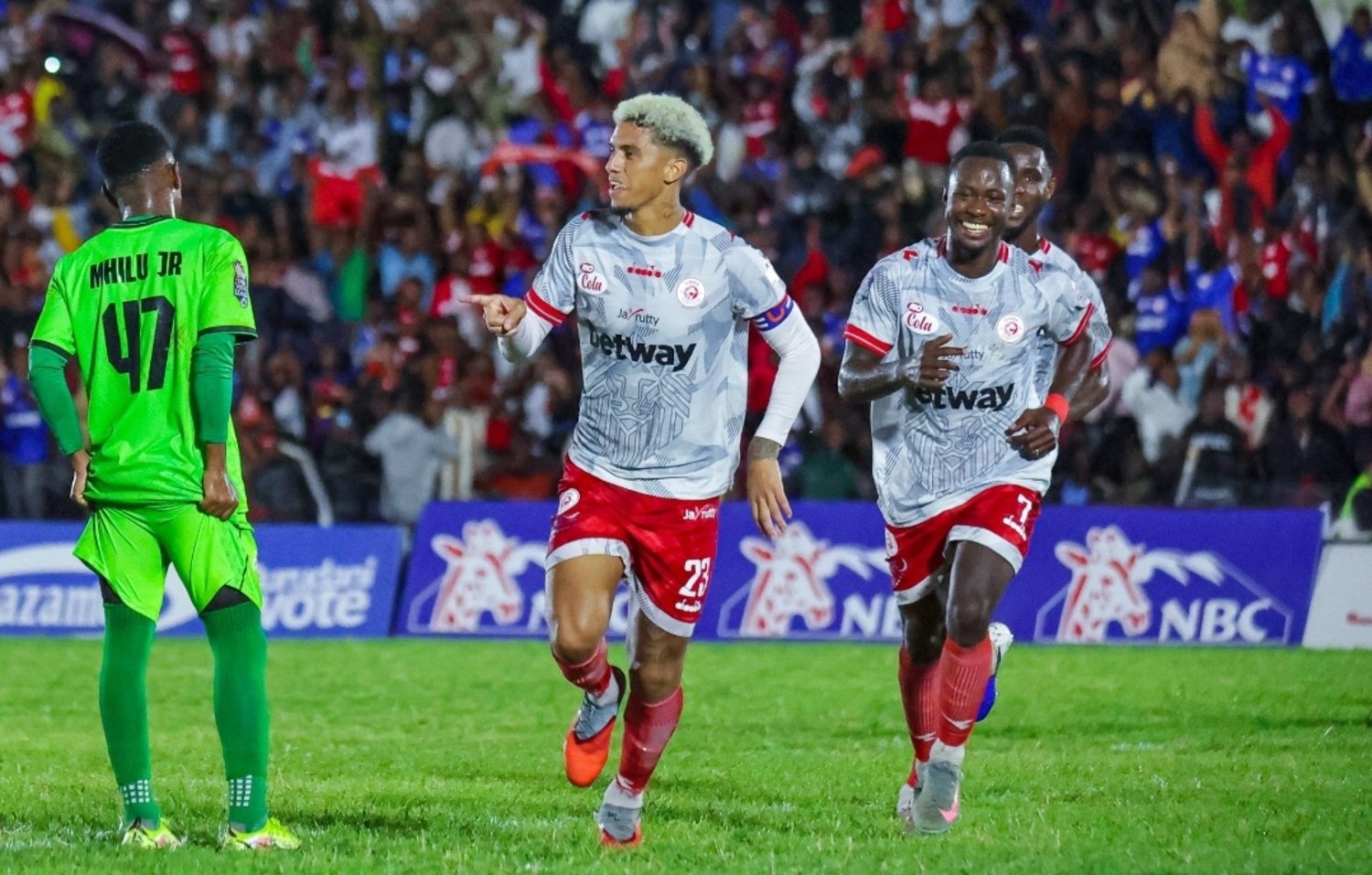 Rushine De Reuck celebrating his goal for Simba SC