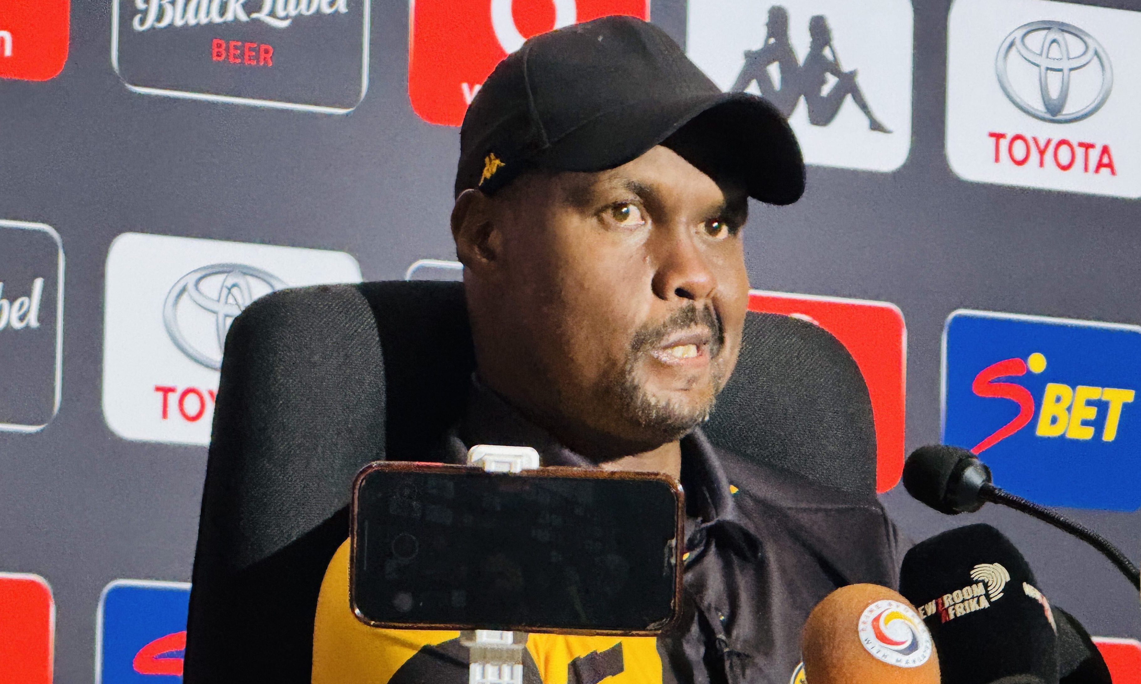 Kaizer Chiefs co-coach Cedric Kaze speaking in a presser