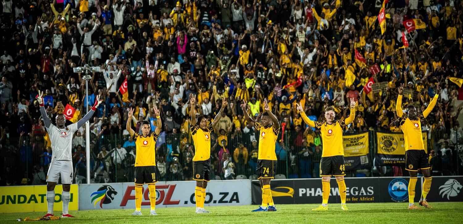 Kaizer Chiefs players saluting fans