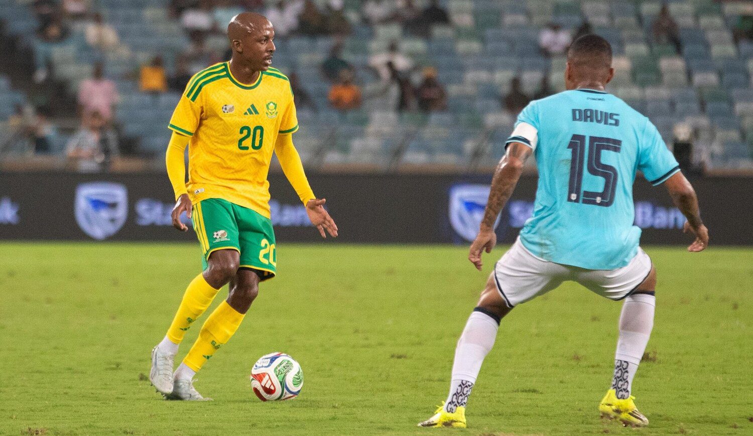 Bafana Bafana right-back Khuliso Mudau tries to get past Panama star Eric Davis