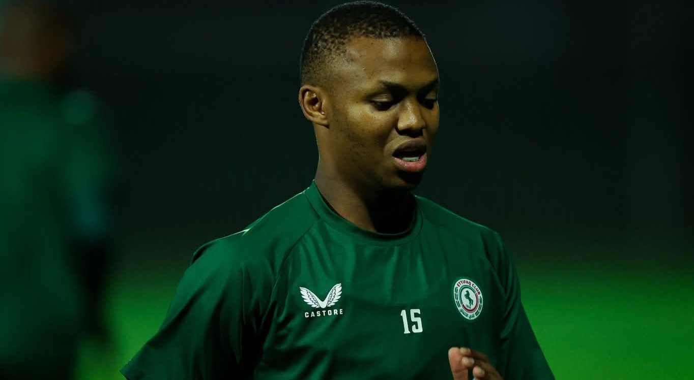 Mohau Nkota at Al-Ettifaq FC training