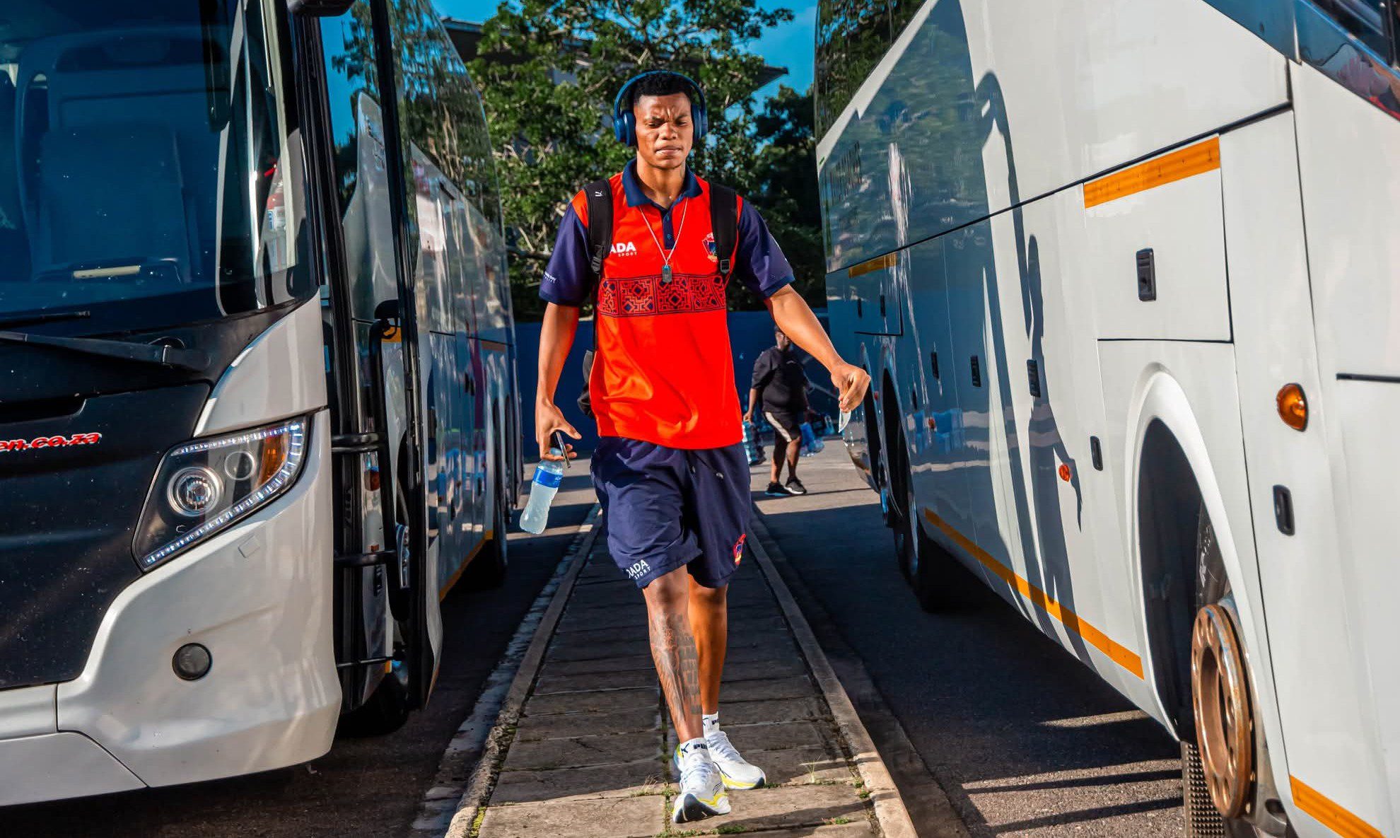 Sinoxolo Kwayiba during Chippa United's matchday arrival