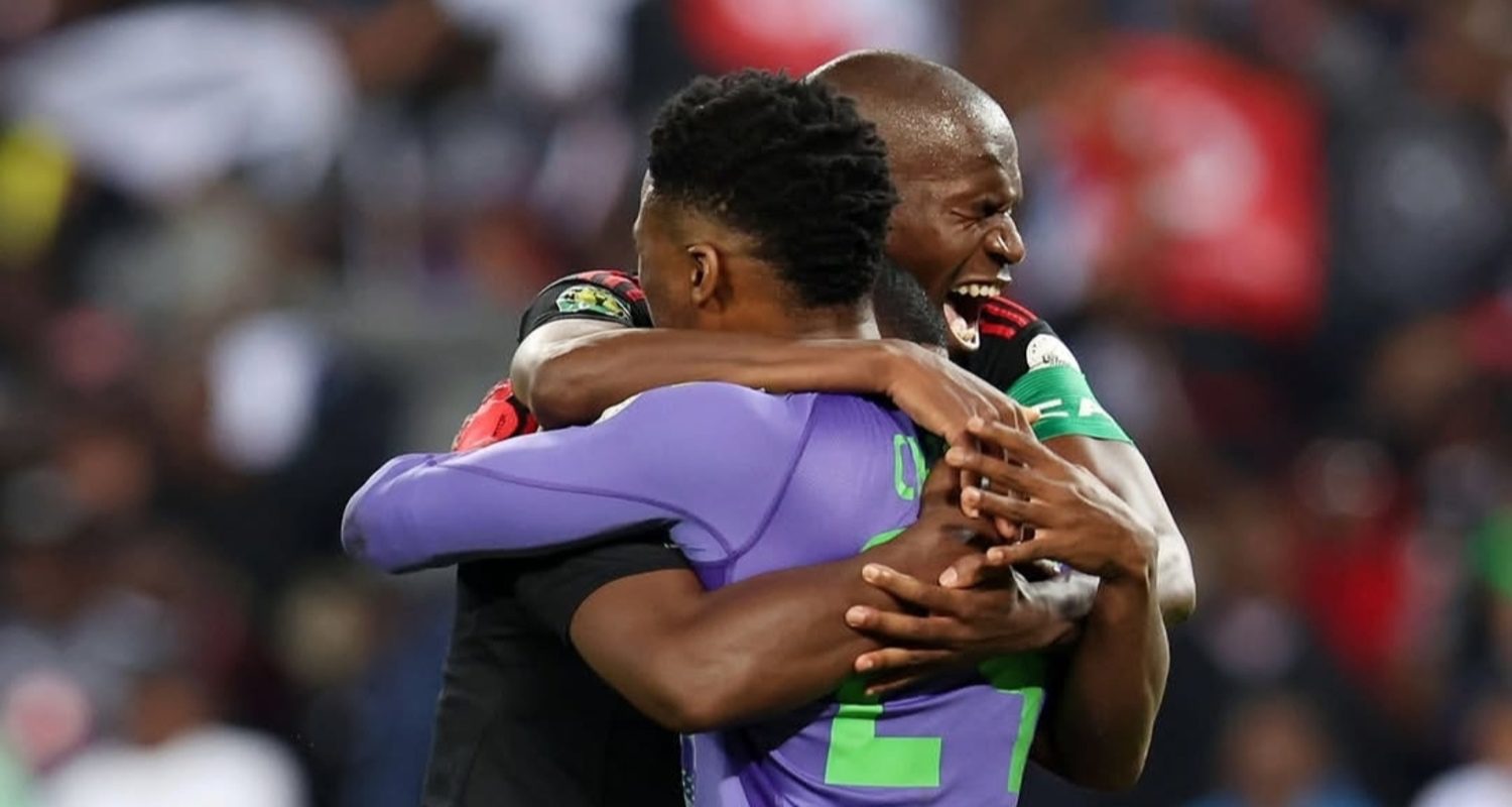 Tapelo Xoki with Orlando Pirates