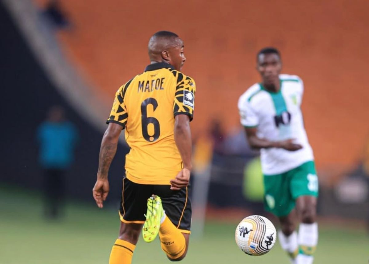 Kaizer Chiefs Lebohang Maboe plays for Kaizer Chiefs against Golden Arrows in the Betway Premiership. Image: lebohang_maboe