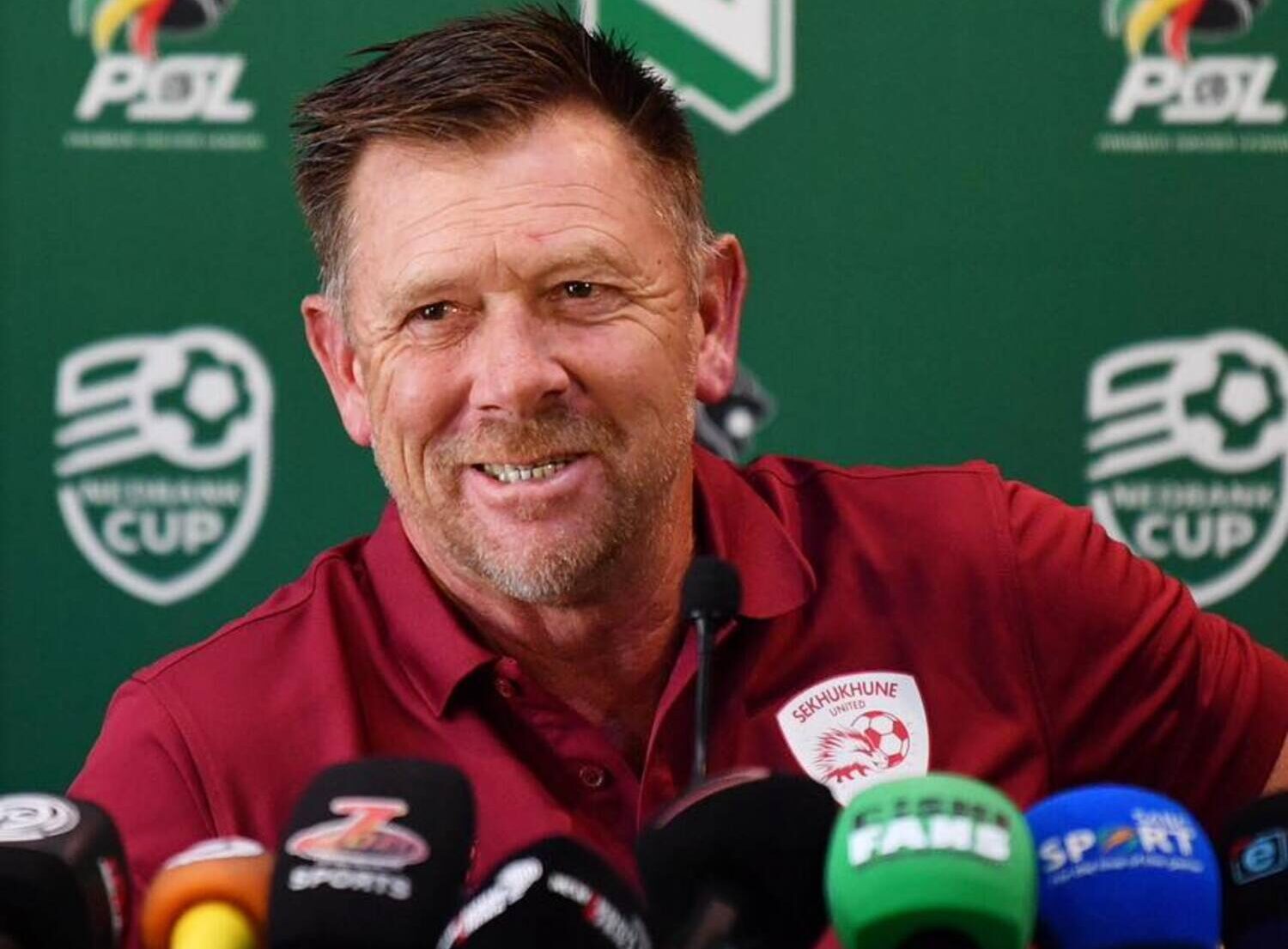 Eric Tinkler speaking at a Nedbank Cup event
