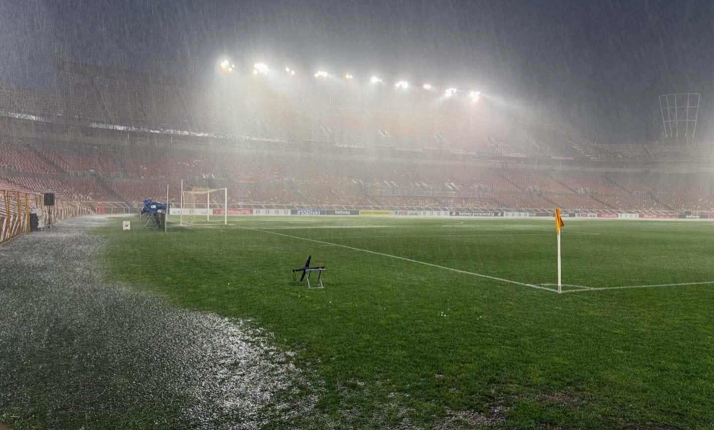 Waterlogged pitch at New Peter Mokaba Stadium