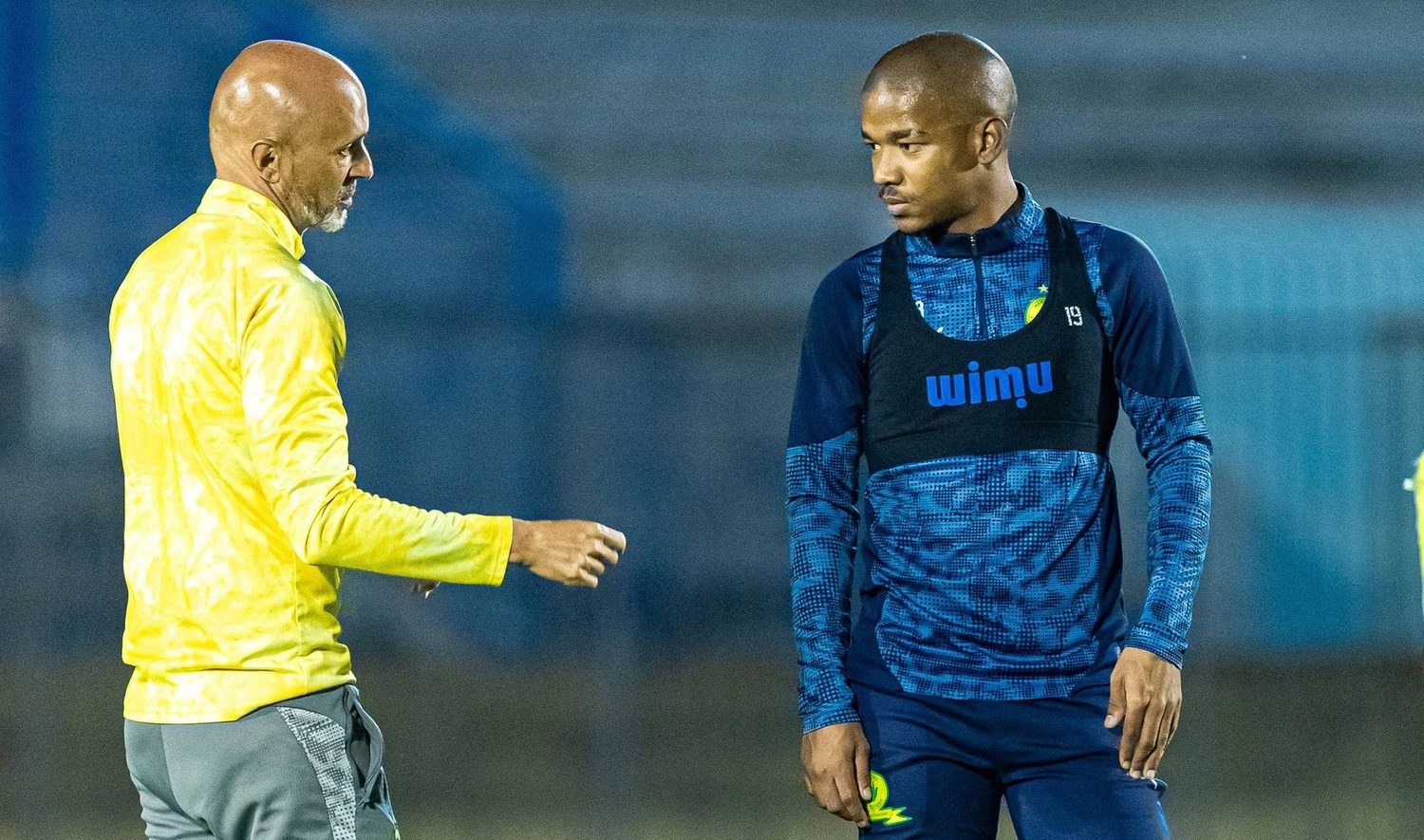 Mamelodi Sundowns coach Miguel Cardoso and Jayden Adams at training