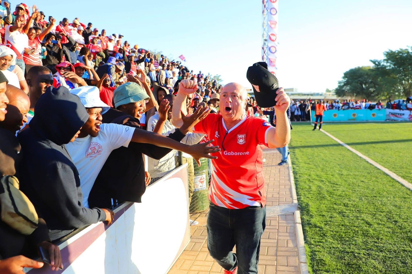 Nicolas Zakhem celebrating with GU fans