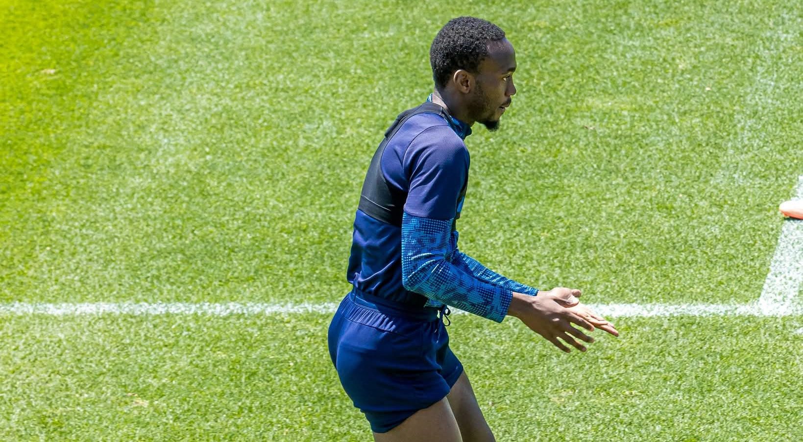 Peter Shalulile with Mamelodi Sundowns