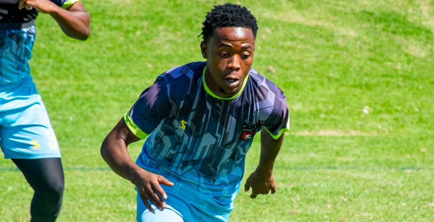 Seluleko Mahlambi with TS Galaxy