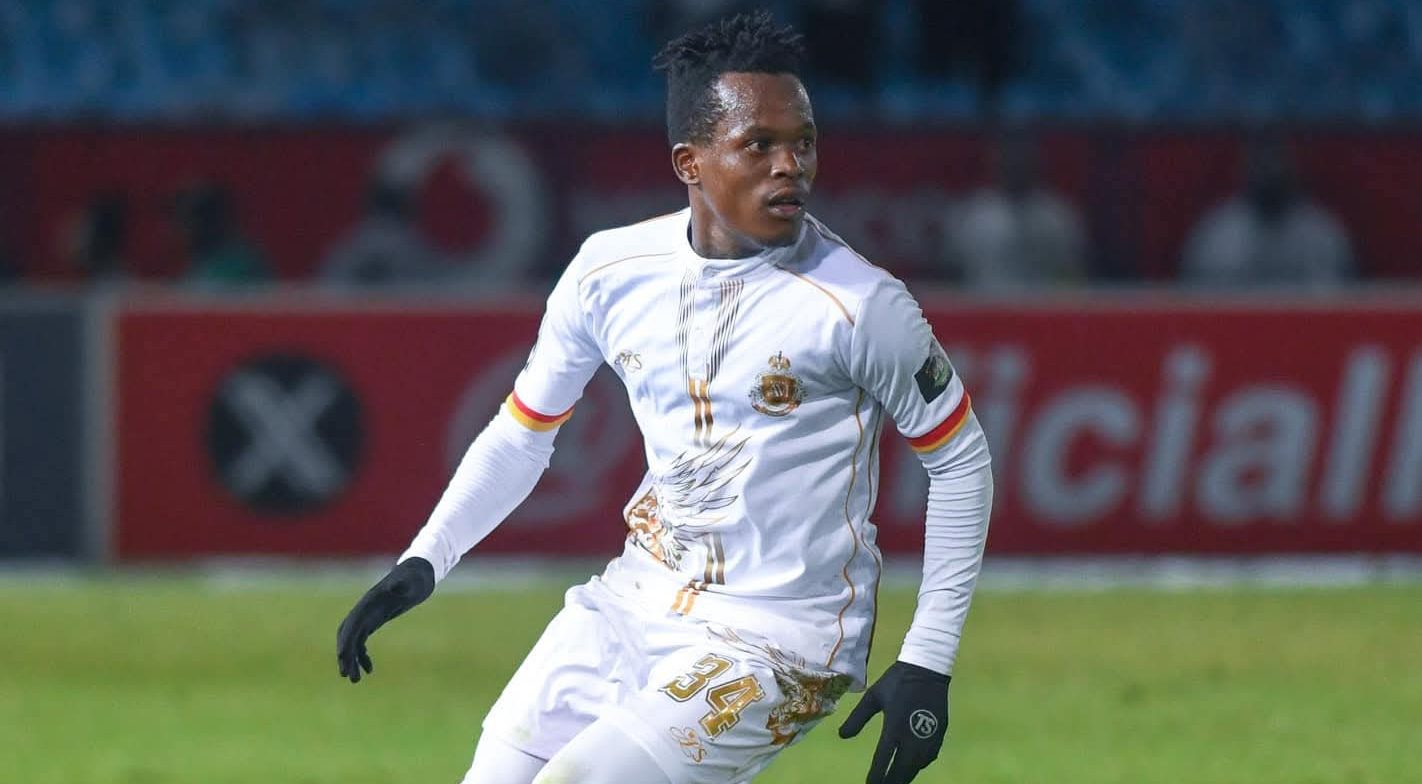 Mfundo Thikazi in action at Royal AM